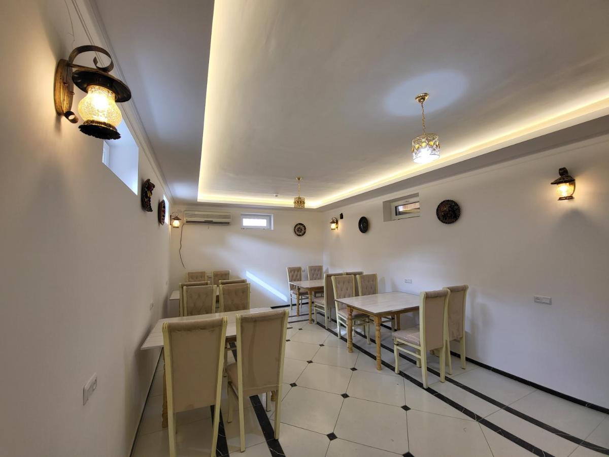 Ulli Oy Boutique Hotel & Terrace Chiva Exteriér fotografie